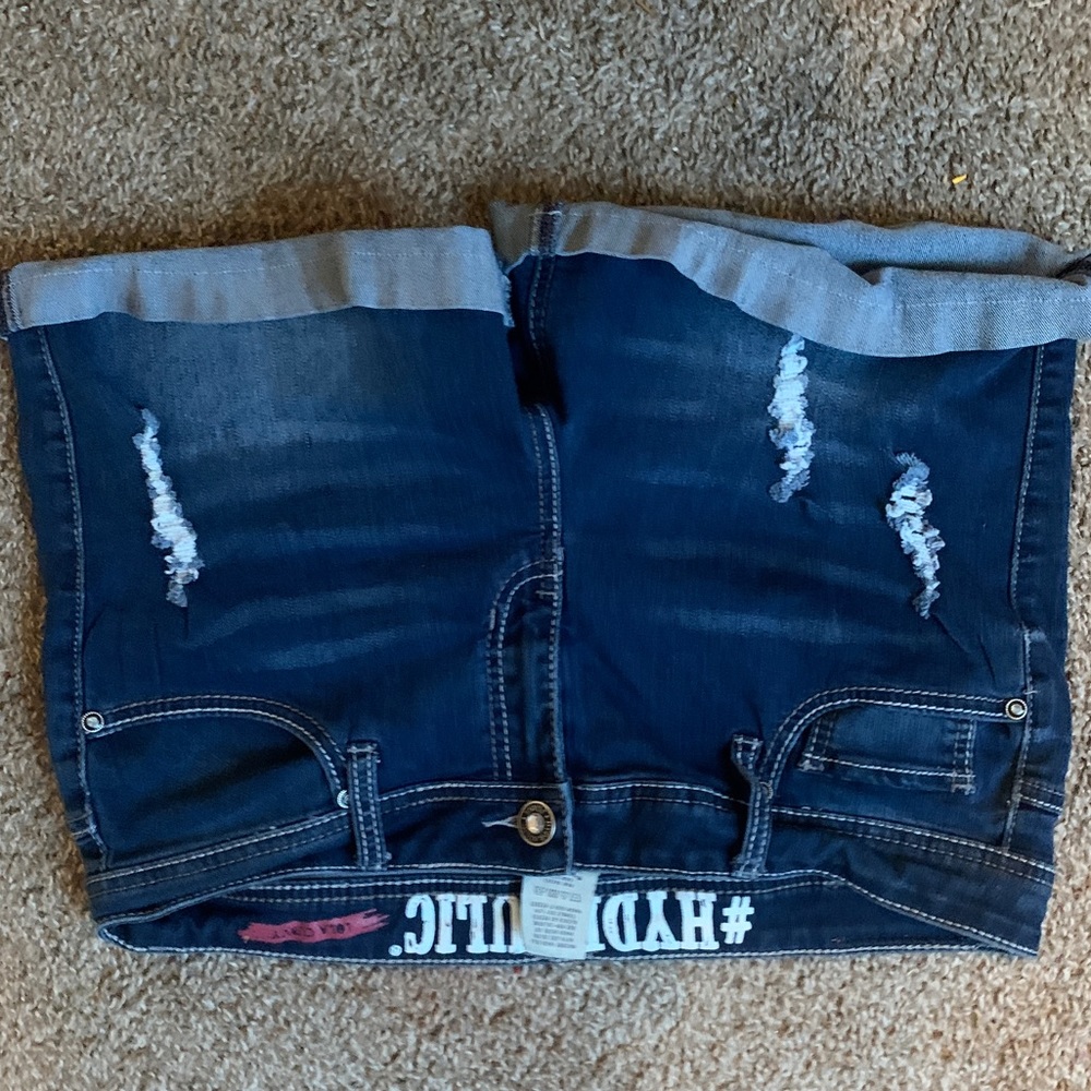 Dark denim short